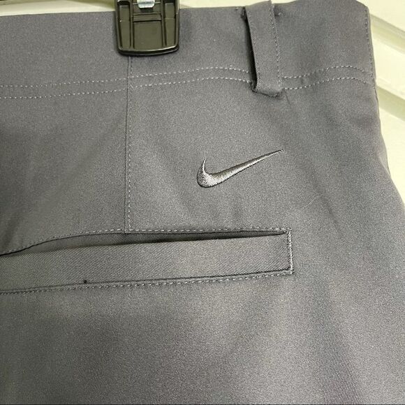 Nike Dri Fit Standard Fit Golf Shorts - Picture 4 of 11